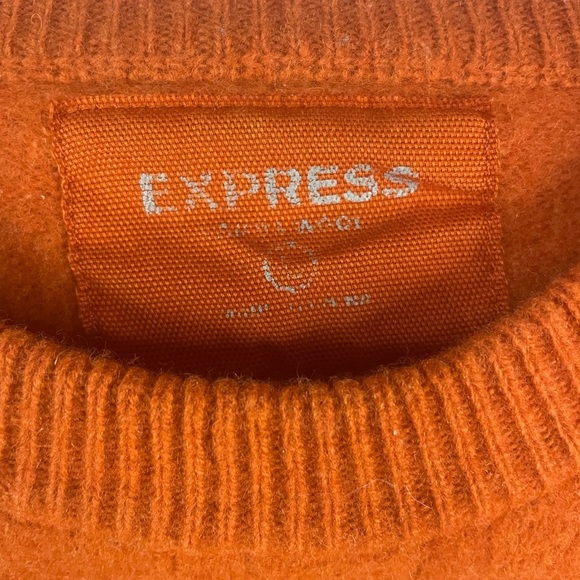 EXPRESS 100% wool sweater. Preppy style with orange and gray stripes. Size Lg - Picture 4 of 4